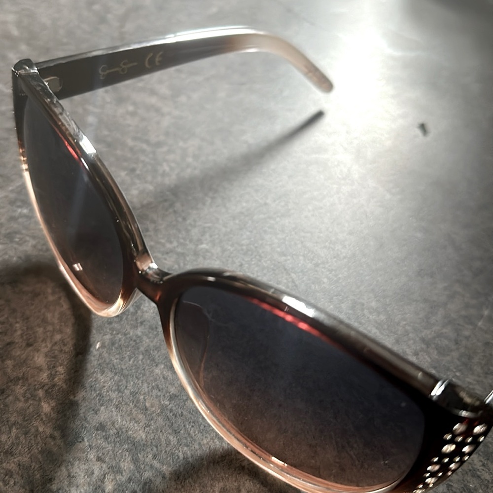 Jessica Simpson sunglasses